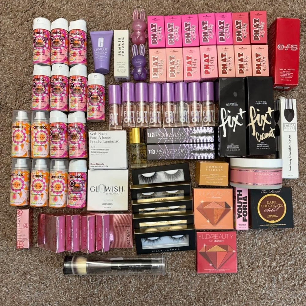 Reseller Bundle / Makeup Lot
